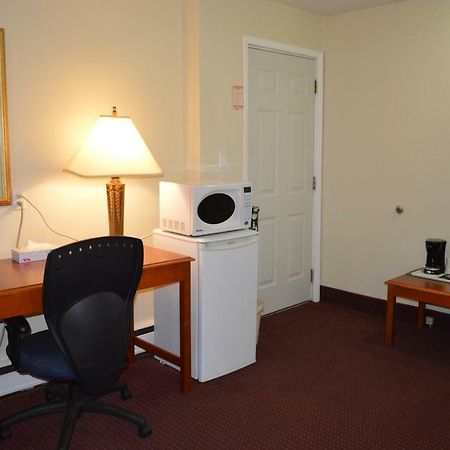 Lincoln Motel Sturgeon Falls Exterior foto